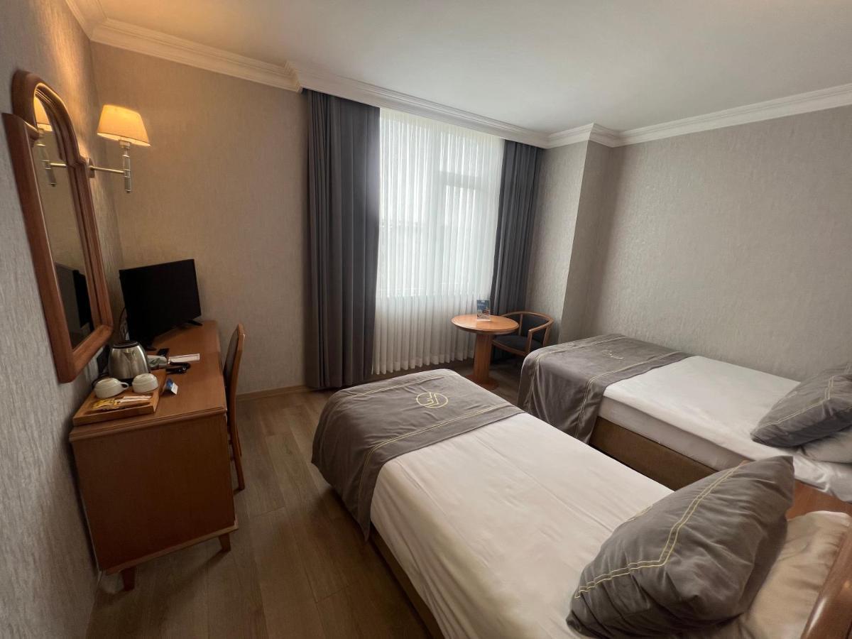 Fuar Hotel Istanbul Exterior photo